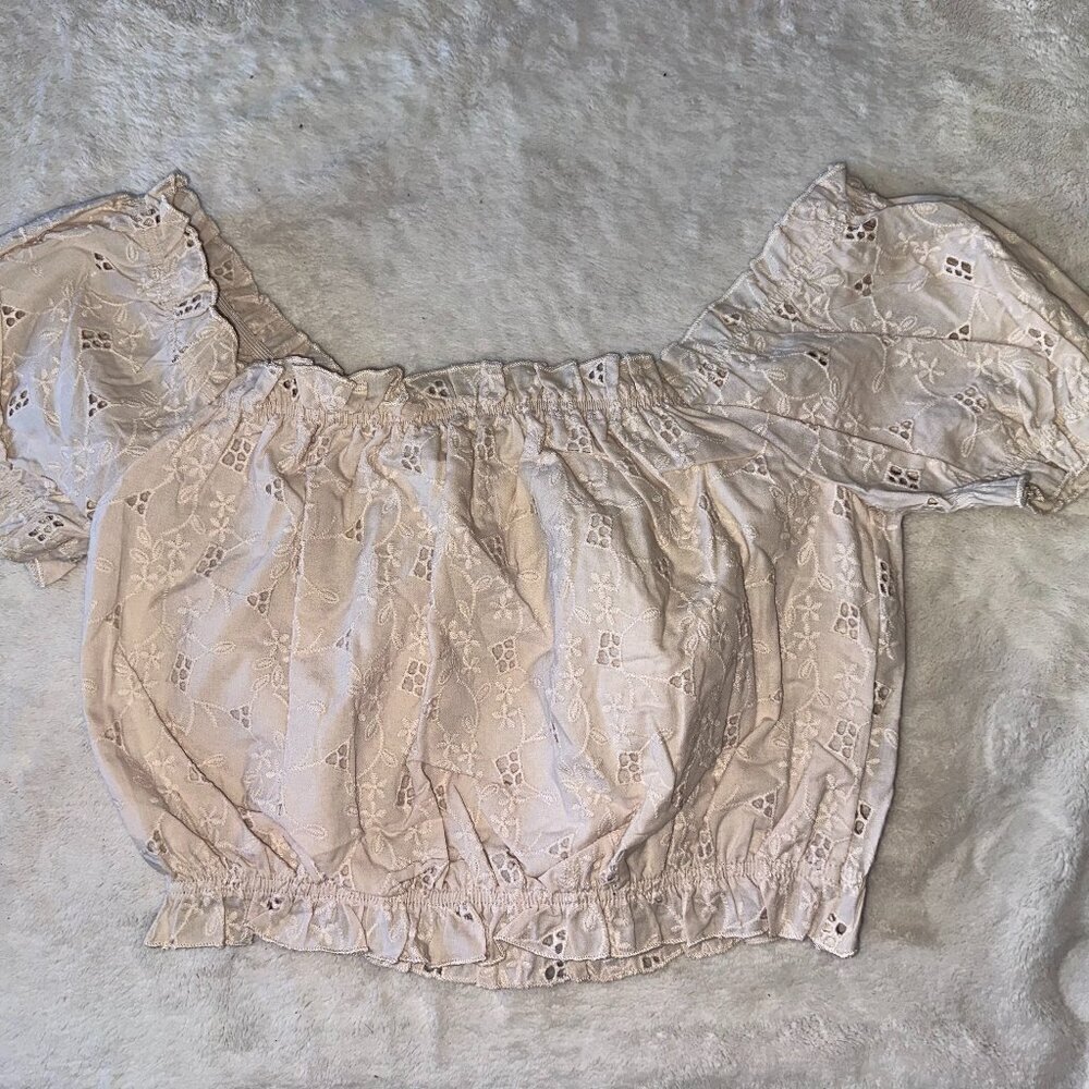 Off White Cream Eyelet Cropped Off Shoulder Top - Picture 12 of 16